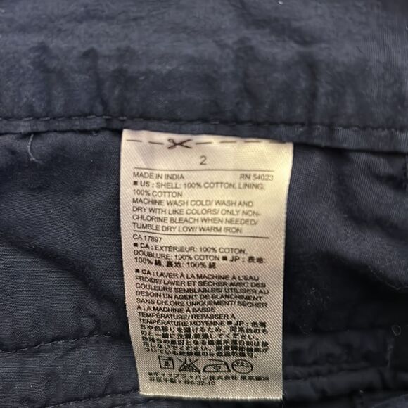 Banana Republic navy eyelet shorts Size 2 EUC - Picture 7 of 7